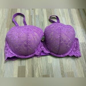 Victoria's Secret Lavender Lace Bra